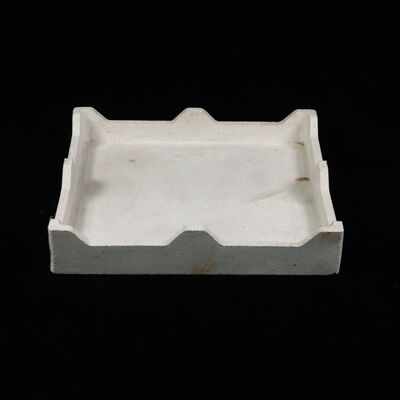 세라믹 및 야금 산업에서 소성 사이클 동안 높은 안정성을 유지하도록 설계된 내구성이 오래가는 내화성 사가