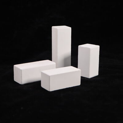 추운 분쇄 강도 90MPA 이상 오븐 코룬덤 멀리트로 구성된 포스트와 밀도 2.8gcm3 산업 오븐 시스템에서 성능을 위해 설계