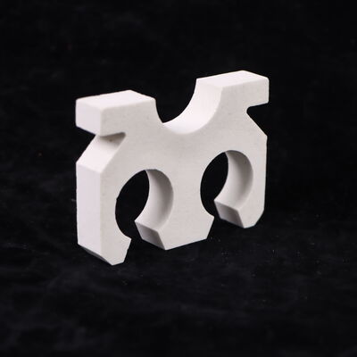 튼튼성 200~400 MPa 알루미나 세라믹 제품 열전도 25~35 W/m 켈빈 기술용