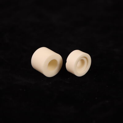 열전도율 25-35 WmK 알루미나 세라믹 재료, 산업용 및 전기 절연에 적합